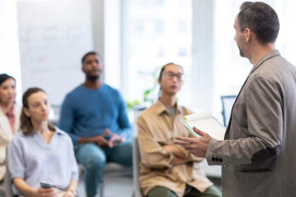 Comment choisir une formation en éloquence adaptée à vos besoins ?